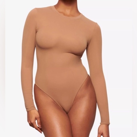 SKIMS Tops - SKIMS Fits Everybody Long Sleeve Bodysuit in Color Sienna Size 2X